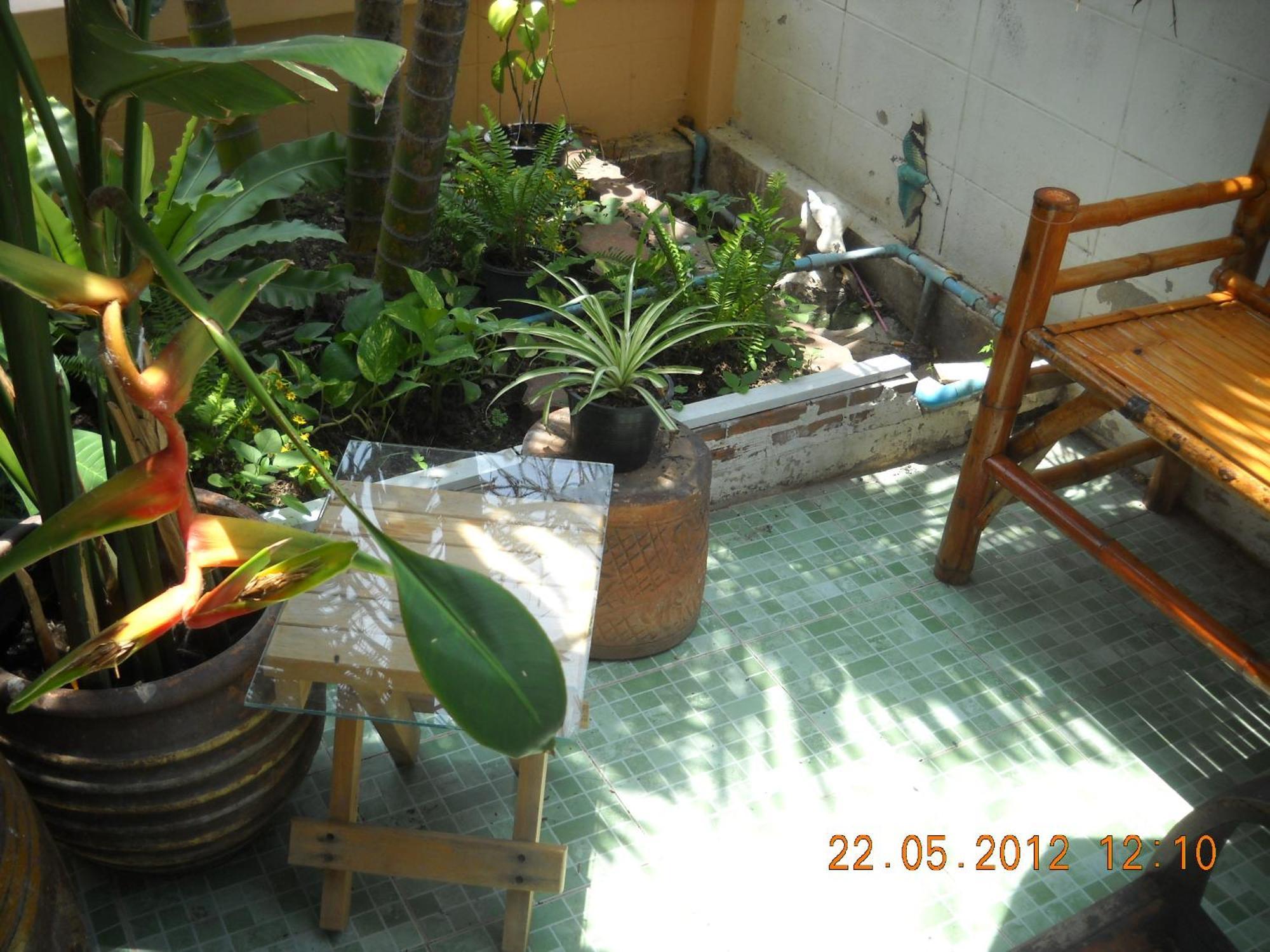 Srikrung Guesthouse Phra Nakhon Si Ayutthaya Exterior foto