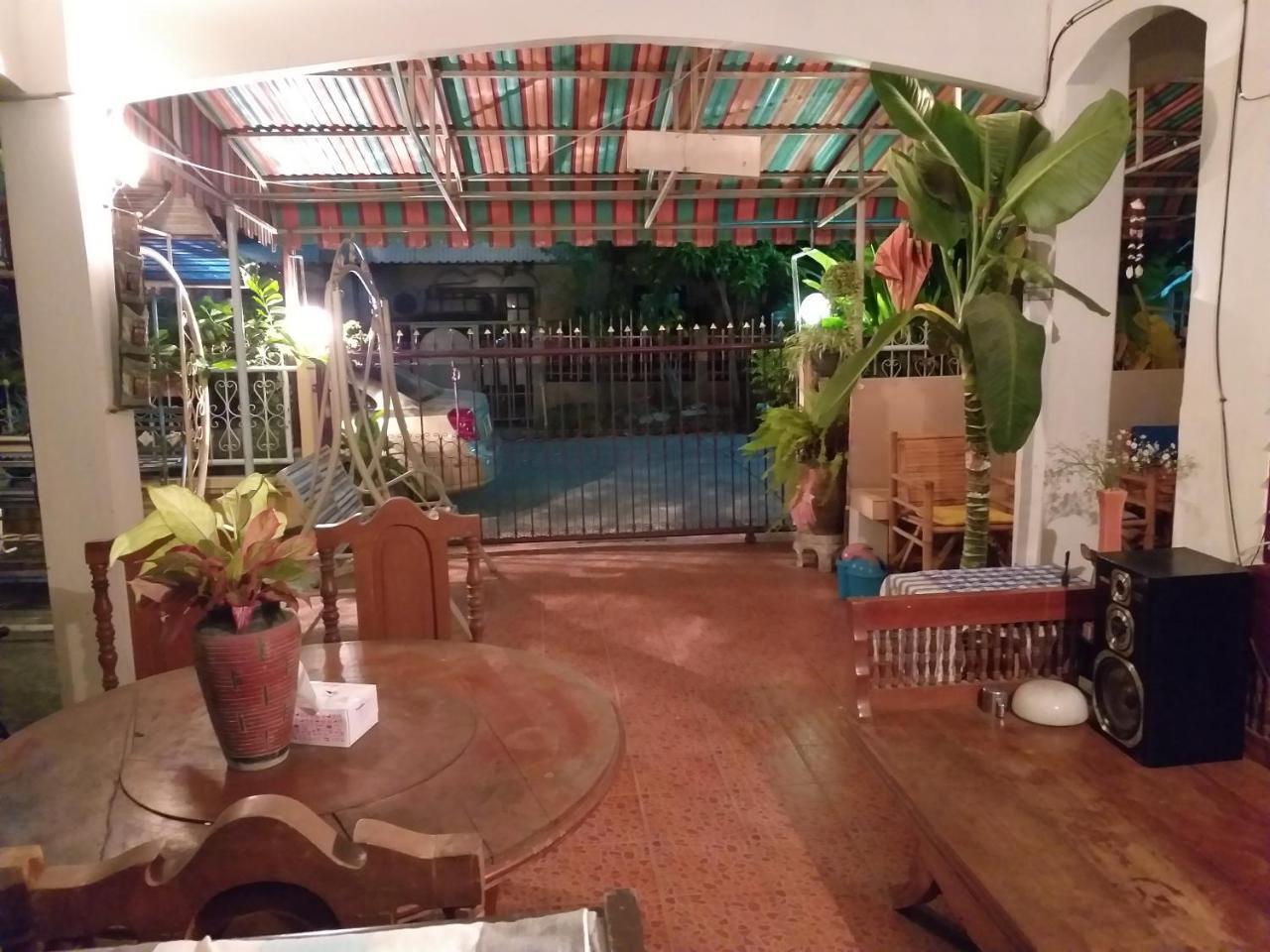 Srikrung Guesthouse Phra Nakhon Si Ayutthaya Exterior foto