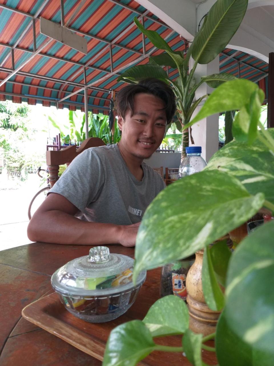 Srikrung Guesthouse Phra Nakhon Si Ayutthaya Exterior foto